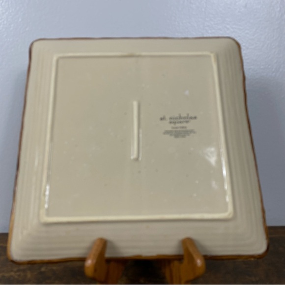 St. Nicholas Square Snow Valley decorative plate 14.5 inches - Picture 5 of 6